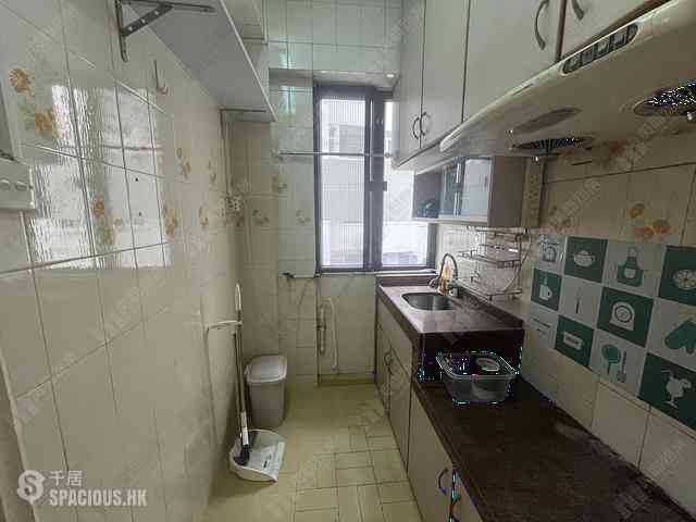Sai Ying Pun - Hing Wah House 07