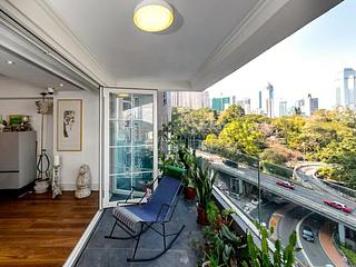 Mid Levels Central - Kenne Mansion 03