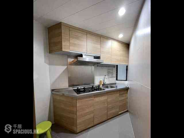 Quarry Bay - Kornhill Block R 06
