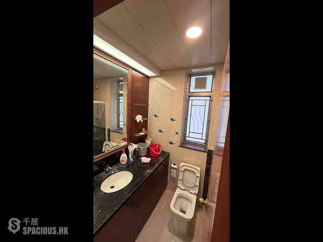 West Kowloon - Sorrento Phase 2 Block 1 09