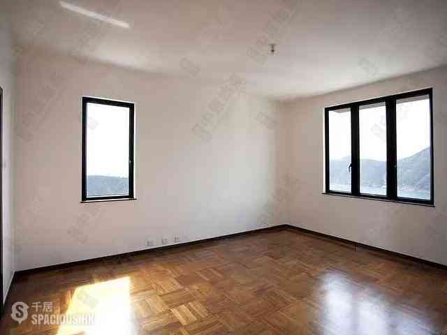 Repulse Bay - Manhattan Tower 06