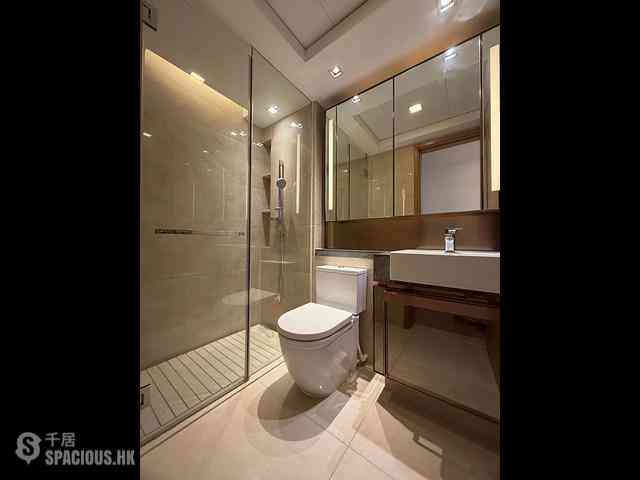 Tung Chung - Century Link Phase 1 Tower 6A 05