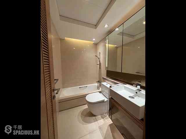Tung Chung - Century Link Phase 1 Tower 6A 08