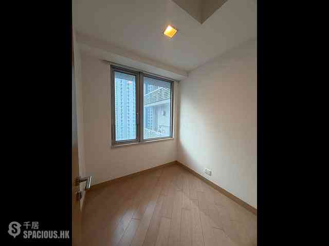 Tung Chung - Century Link Phase 1 Tower 5A 03