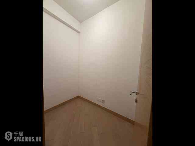 Tung Chung - Century Link Phase 1 Tower 5A 05