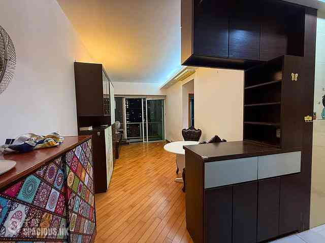 Tung Chung - Coastal Skyline Phase 4 Le Bleu Deux Block 2 07