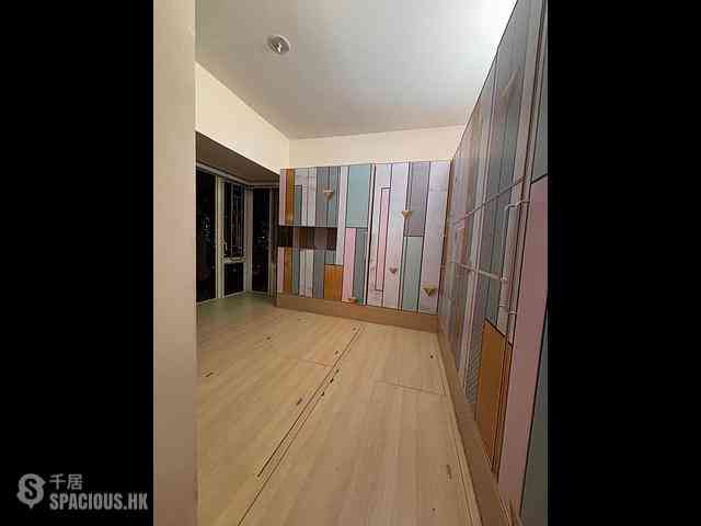 Tung Chung - Coastal Skyline Phase 4 Le Bleu Deux Block 2 08