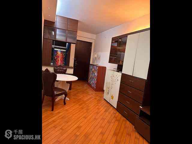 Tung Chung - Coastal Skyline Phase 4 Le Bleu Deux Block 2 09