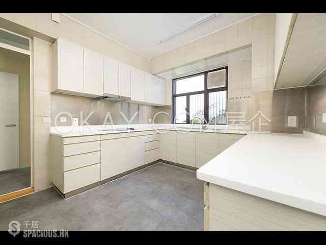 Pok Fu Lam - Pine Grove Block 4 09