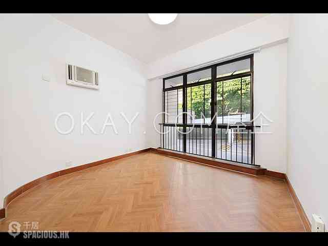 Pok Fu Lam - Pine Grove Block 4 13