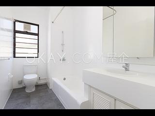 Pok Fu Lam - Pine Grove Block 4 16