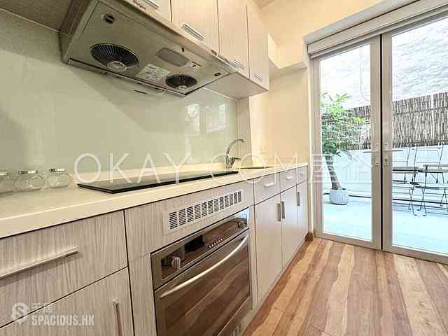 Soho - 6-8, Staunton Street 10