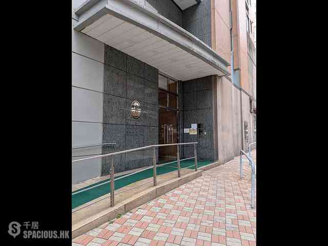 Wan Chai - Brilliant Court 16