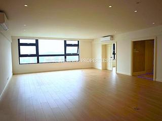 Happy Valley - Broadview Villa 03