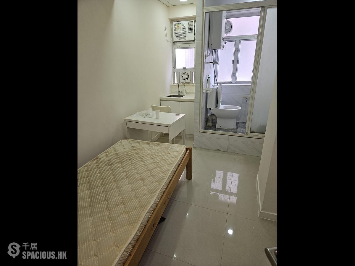Sheung Wan - HANG LOK BUILDING 01