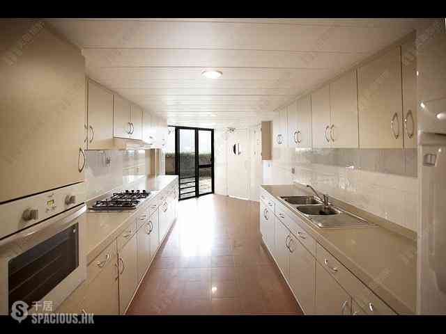 Shouson Hill - Henredon Court 06