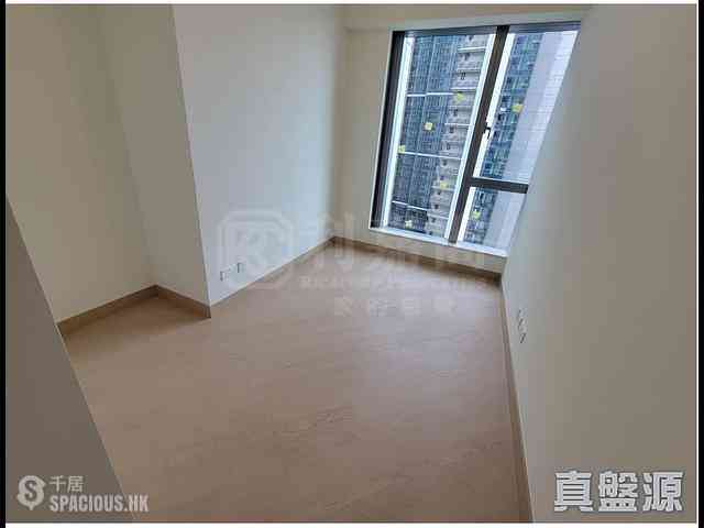 Cheung Sha Wan - Grand Victoria Phase 1 Grand Victoria I Tower 3A 04