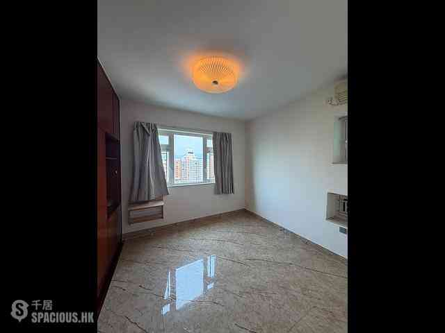Braemar Hill - Coral Court 06