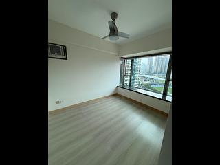 Tseung Kwan O - Tseung Kwan O Plaza Phase 2 Block 8 04