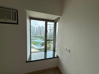 Tseung Kwan O - Tseung Kwan O Plaza Phase 2 Block 8 05