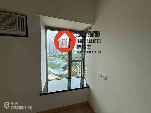Tseung Kwan O - Tseung Kwan O Plaza Phase 2 Block 8 05