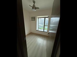 Tseung Kwan O - Tseung Kwan O Plaza Phase 2 Block 8 07