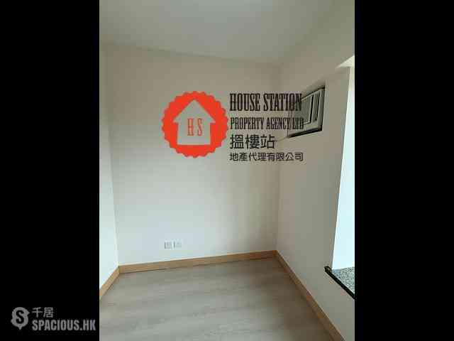 Tseung Kwan O - Tseung Kwan O Plaza Phase 2 Block 8 10