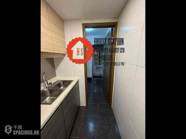 Tseung Kwan O - Tseung Kwan O Plaza Phase 2 Block 8 12