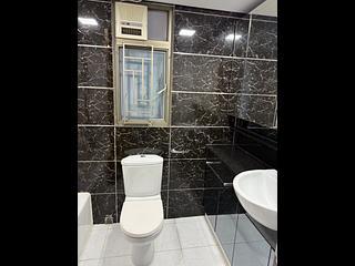 Tseung Kwan O - Tseung Kwan O Plaza Phase 2 Block 8 14