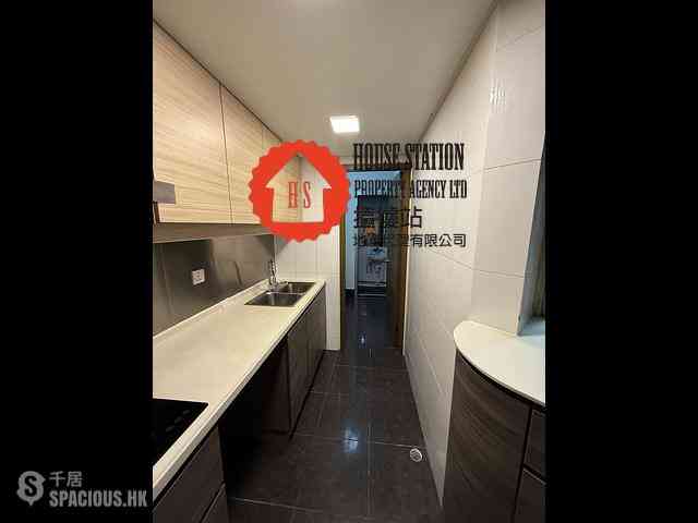 Tseung Kwan O - Tseung Kwan O Plaza Phase 2 Block 8 16