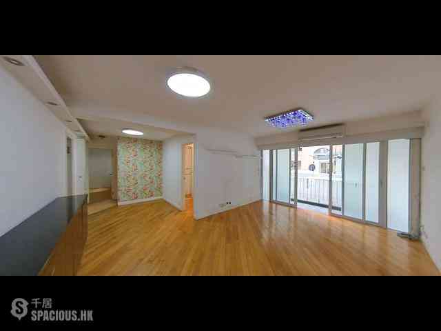 Wan Chai - Phoenix Court Block 3 01