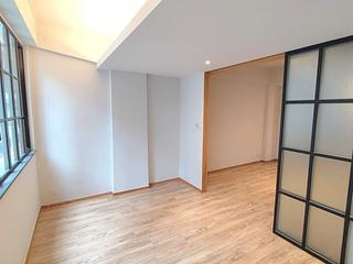 Sheung Wan - 256-258, Hollywood Road 06