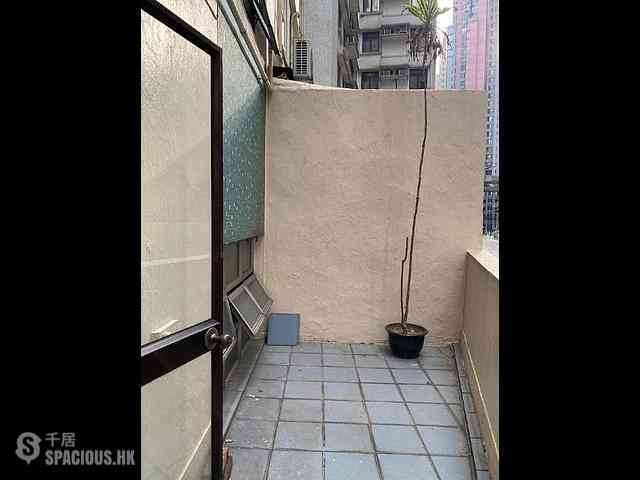 Sai Ying Pun - 49-49A, Bonham Road 03