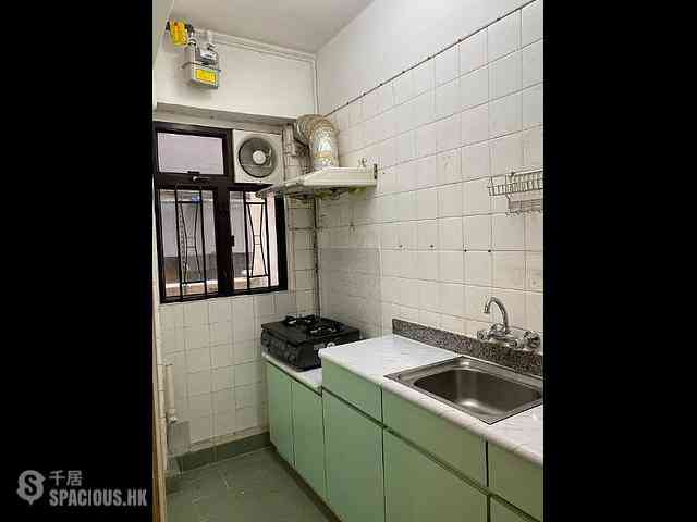 Sai Ying Pun - 49-49A, Bonham Road 09