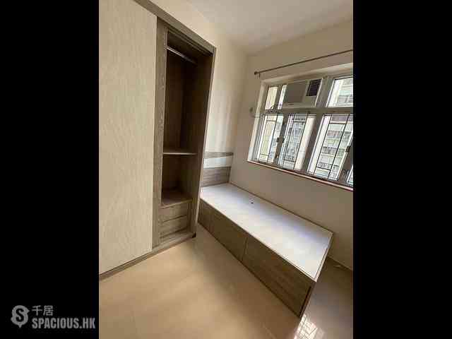 Sai Wan Ho - Tai On Building 02