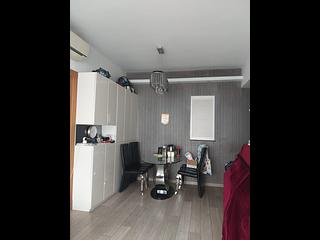 Fortress Hill - Le Sommet Block 2 02
