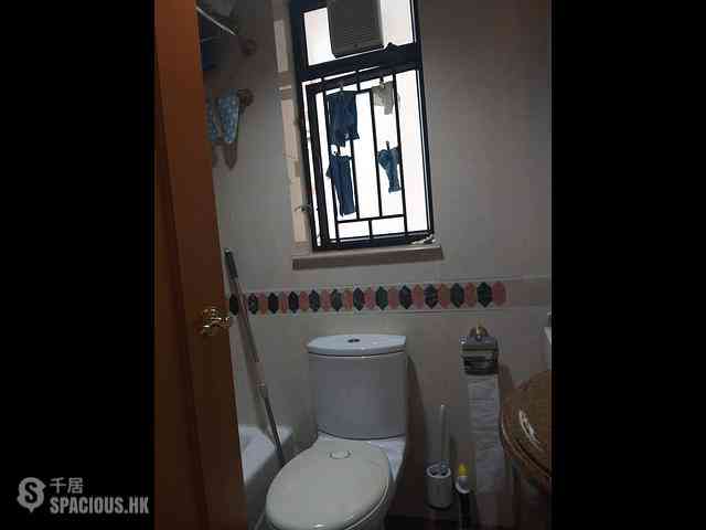Fortress Hill - Le Sommet Block 2 05