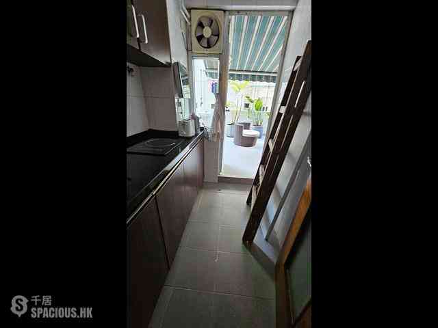 Sai Ying Pun - 393, Queen's Road West 03