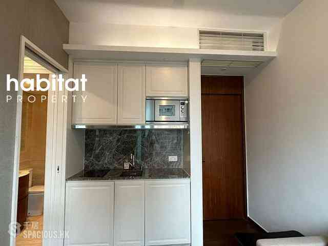 Shek Tong Tsui - One South Lane 02