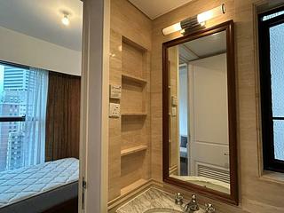 Shek Tong Tsui - One South Lane 05
