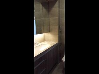 Causeway Bay - Lai Yuen Apartments 08
