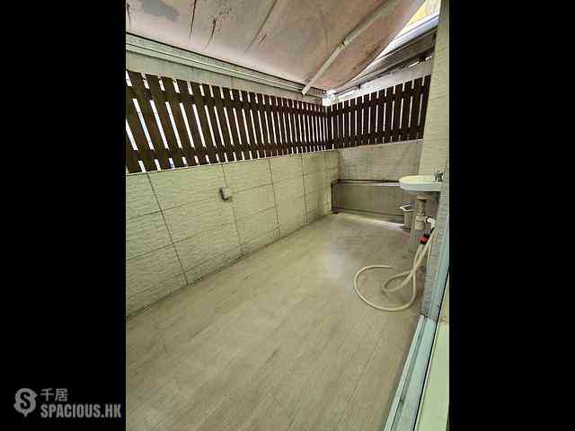 Happy Valley - 4, Shing Ping Street 02