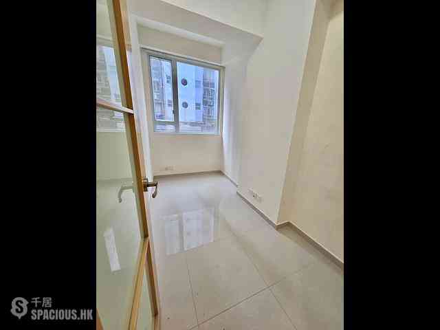 Happy Valley - 4, Shing Ping Street 05