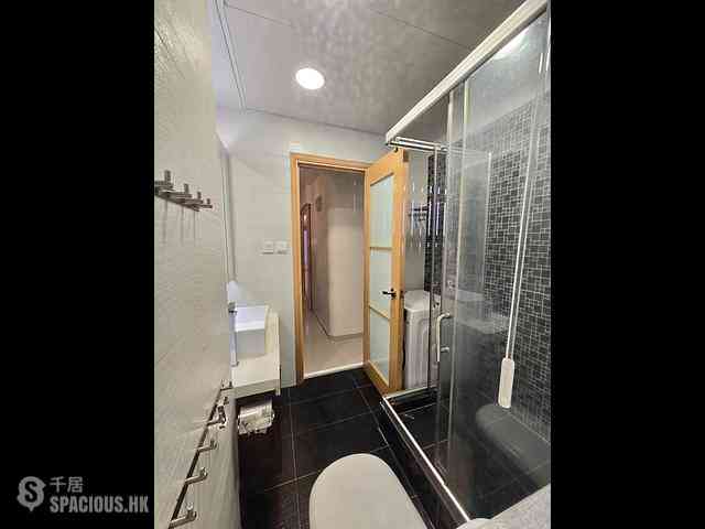 Happy Valley - 4, Shing Ping Street 18