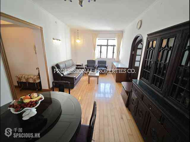 Stubbs Road - Miramar Villa 03