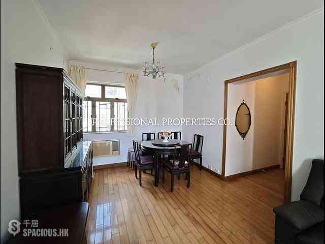 Stubbs Road - Miramar Villa 04