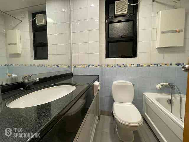 Kennedy Town - Cayman Rise Block 2 02