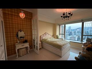 Yau Ma Tei - Parc Palais Block 9 04