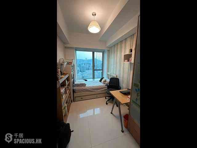Yau Ma Tei - Parc Palais Block 9 06