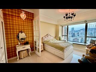 Yau Ma Tei - Parc Palais Block 9 10